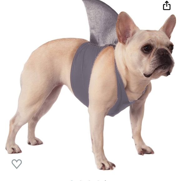 Shark costume for cats or dogs - Picture 1 of 3